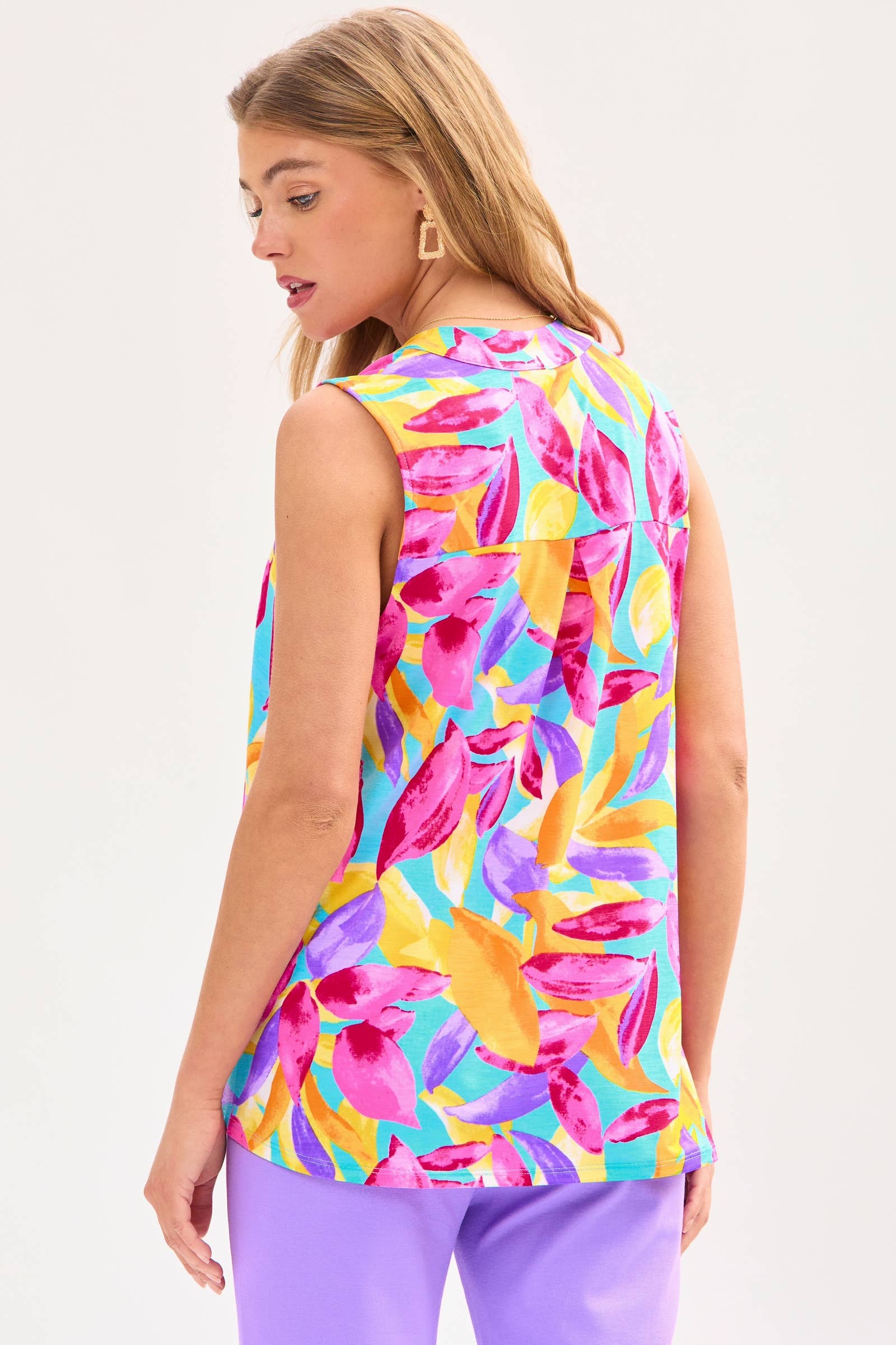 Leafy Deams Sleeveless Tank