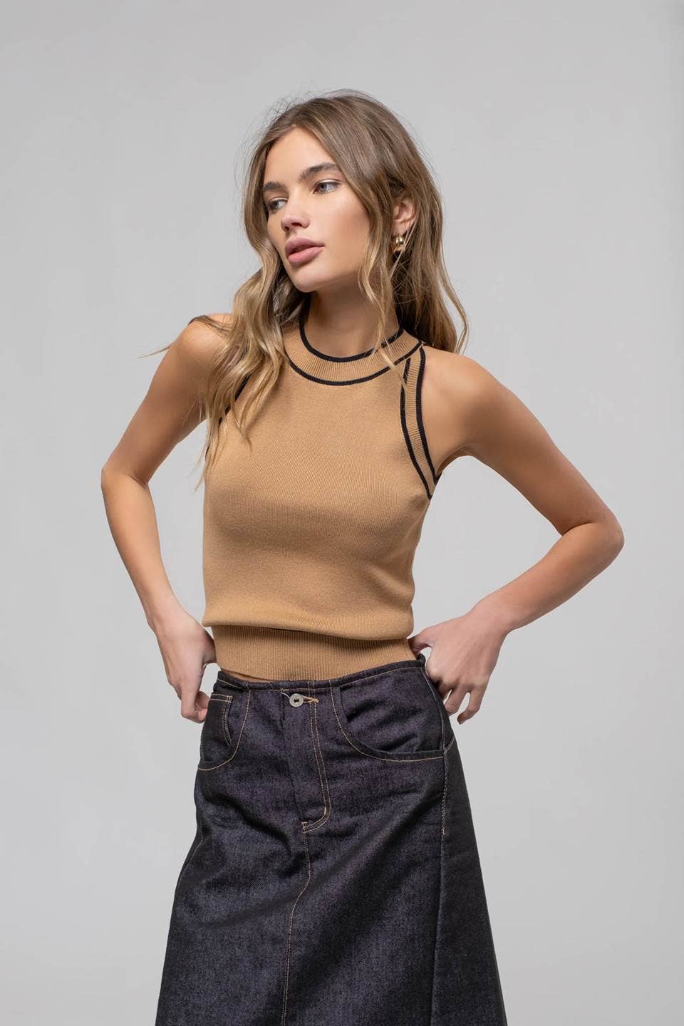 The Courtney Contrast Hight Neck