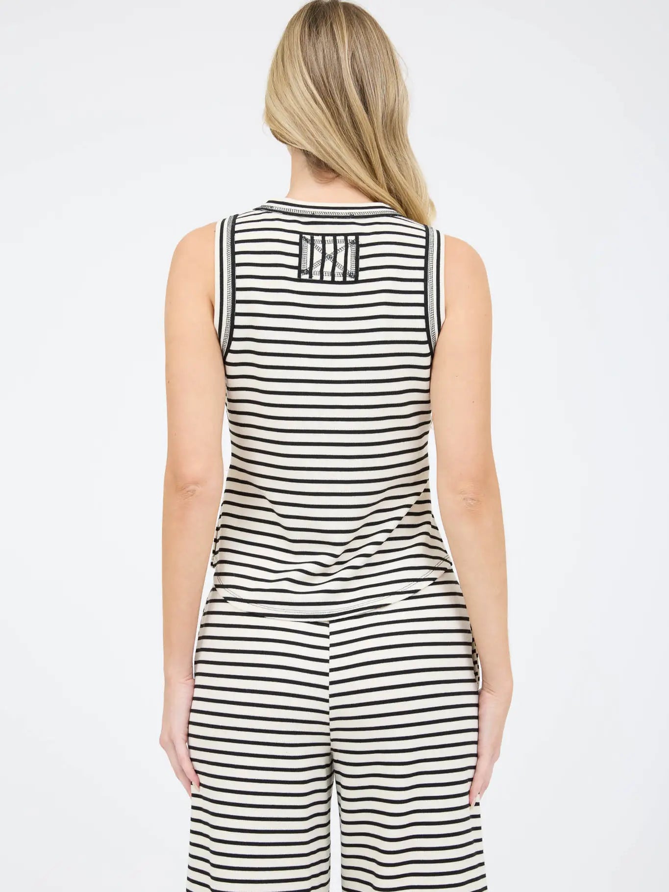 Round Neck Sleeveless Tank