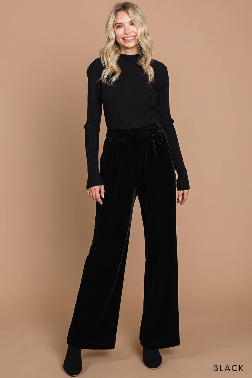 Away In a Manger Velvet Pant - ONYX