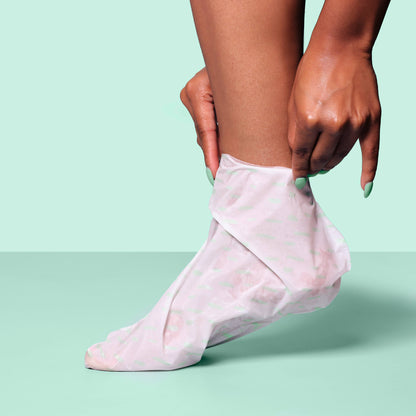 Soothing Foot Mask with Shea Butter &amp; Tea Tree